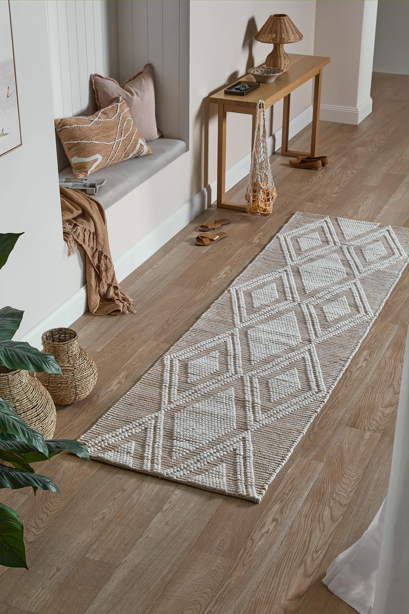 Diamante Hand-Woven Jute & Wool Rug